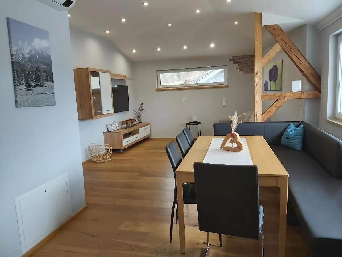 Penthouse-Feeling Mabea Apartman Innsbruck 0*,
