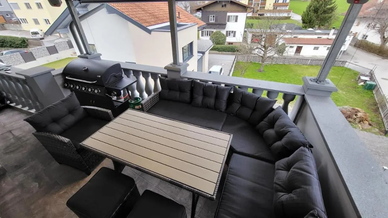Penthouse-Feeling Mabea Apartman Innsbruck